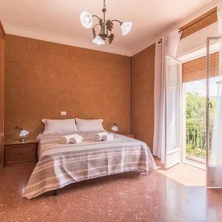 Riva Apartment *
