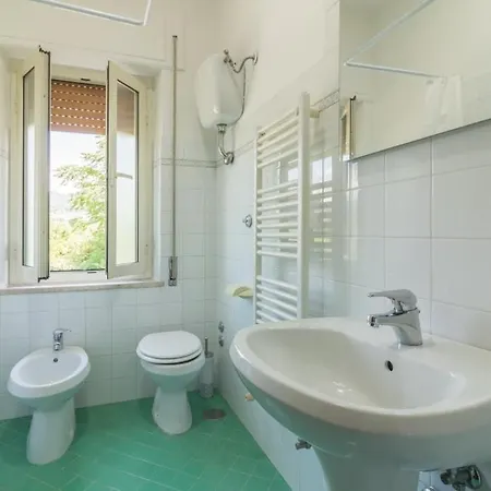 Apartment Riva *